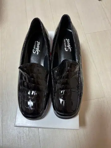 MIHAMA Sport 블랙 크로커다일풍 로퍼 23.5cm EEE