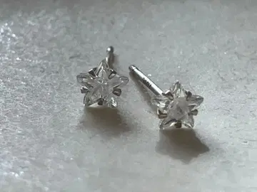 14k WG 별 모양 귀걸이
