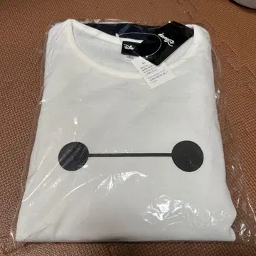 베이맥스 화이트 긴팔 L 사이즈