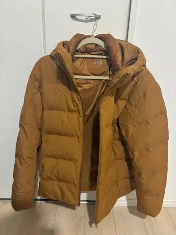 UNIQLO 심리스 다운 자켓