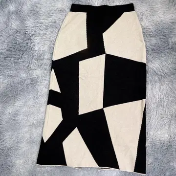 Luna Luce [ M ] 니트 롱 스커트 블랙 베이지 얇은 소재