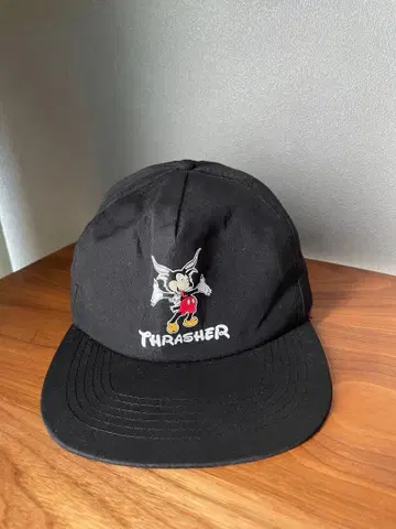 트레셔 캡 미키