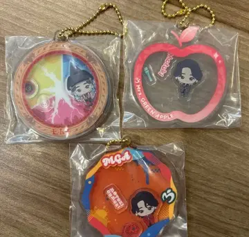 미세스 1번 복권 바스락 아크릴 참 오오모리 모토키 3종