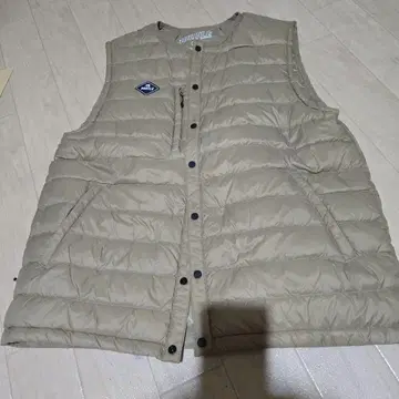 베이지 퀼팅 베스트 슬리브리스