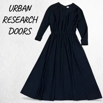 어반 리서치 도어스 개더 플레어 V넥 원피스 DOORS