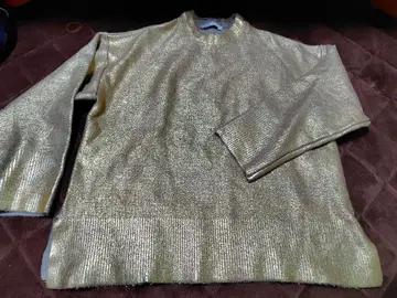 ZARA 골드 긴팔 니트 M