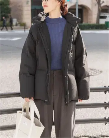 어반 리서치 도어즈 다운 자켓 그린 다운 미들 자켓