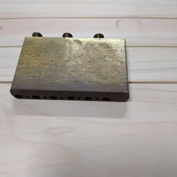 SCHECTER USA 싱크로나이즈드 트레몰로 블록