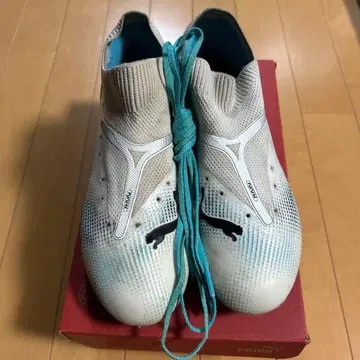 Puma Future Z 화이트 24.5cm