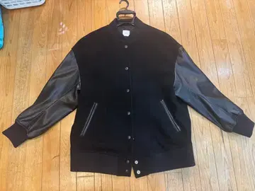 [ Spick and Span ] 스타디움 점퍼