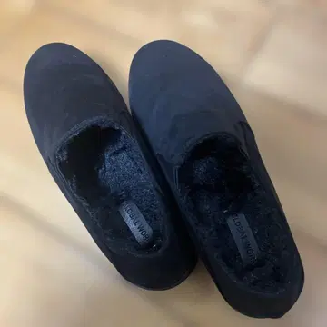 푹신푹신 발수 밟을 수 있는 슬립온