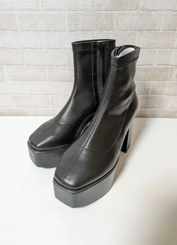 통굽 플랫폼 스트레치 부츠