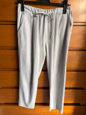 BABYLONE 크롭 이지 팬츠