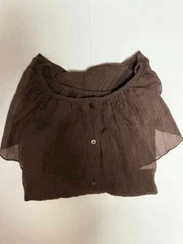Discoat 프릴 칼라 블라우스 WEB 한정판 브라운 택 포함