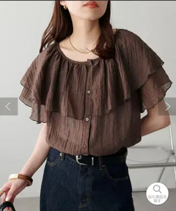 Discoat 프릴 칼라 블라우스 WEB 한정판 브라운 택 포함