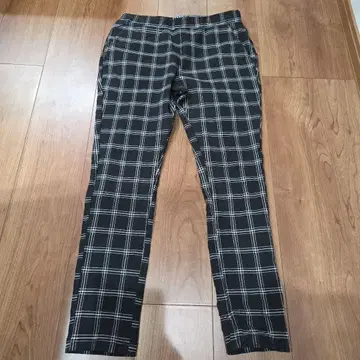 인기 RTEG 아담스 저글러 블랙 컬러 체크 팬츠