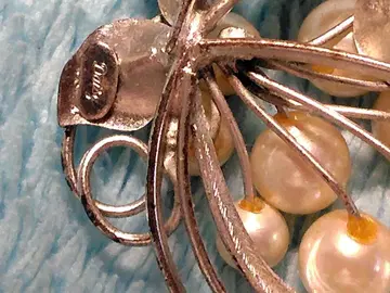 펄 플라워 디자인 브로치 Z각인