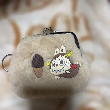 러브브 디자인 동전 지갑