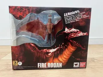 S.H.MonsterArts 파이어 라돈