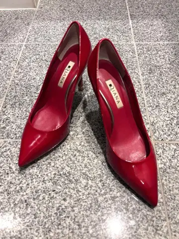 DIANA 레드 하이힐 7cm 힐