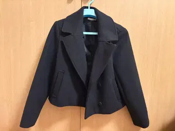 블랙 테일러드 자켓 숏 기장