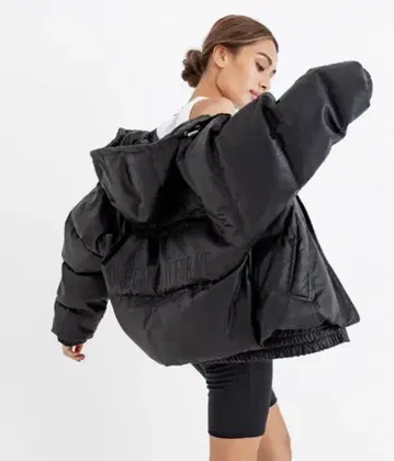 ROGEA AND RAW 로저앤로우 다운 자켓