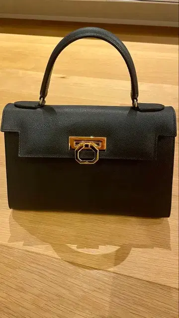 CARBOTTI 엘레나 243 새상품급 미사용 새상품 배송비 포함