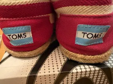 TOMS 빨간색 슬립온