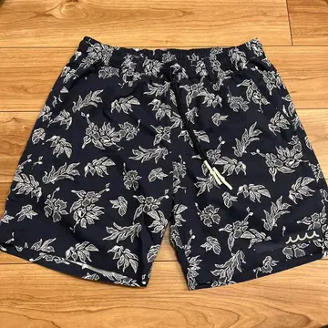 muta marine 꽃무늬 숏팬츠 사이즈 5