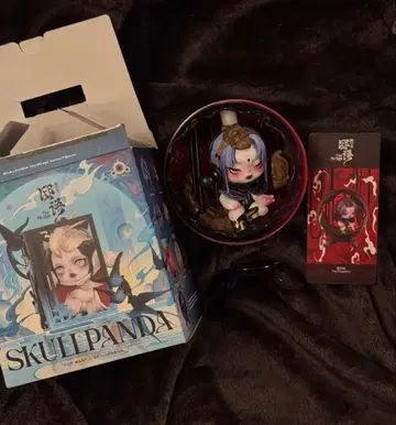 POP MART SKULLPANDA The Mirage 피규어