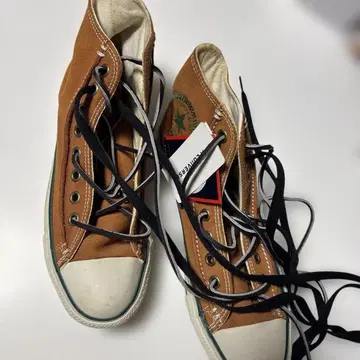 CONVERSE 브라운 가죽 스니커즈
