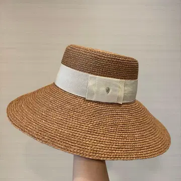 헬렌 카민스키 Easton 누거 x 크림