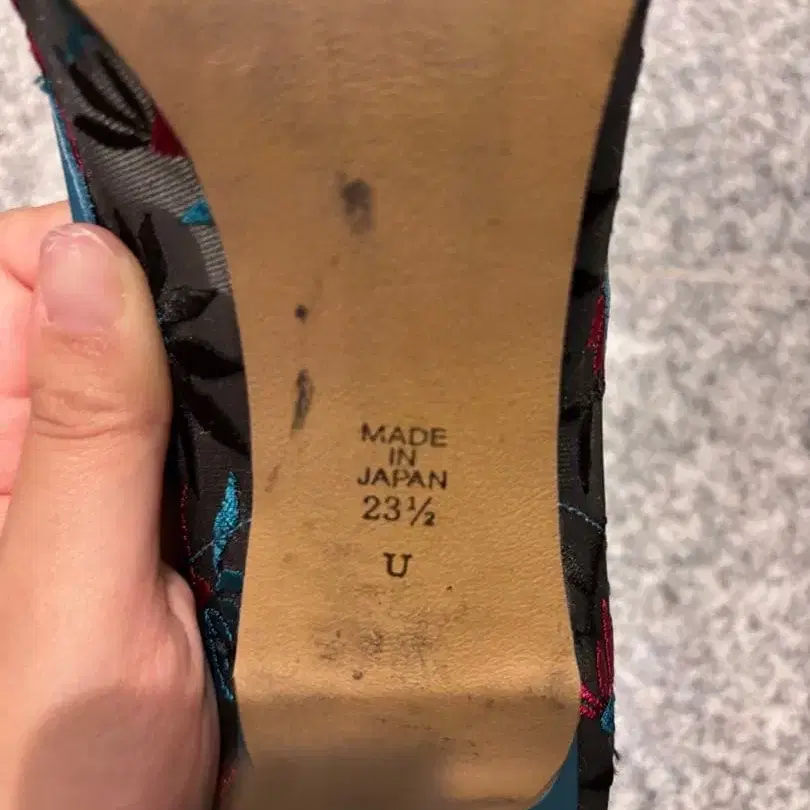 4번째 상품 이미지