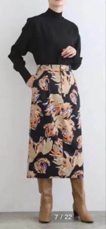 인디비 꽃무늬 타이트 롱 스커트 플라워 프린트