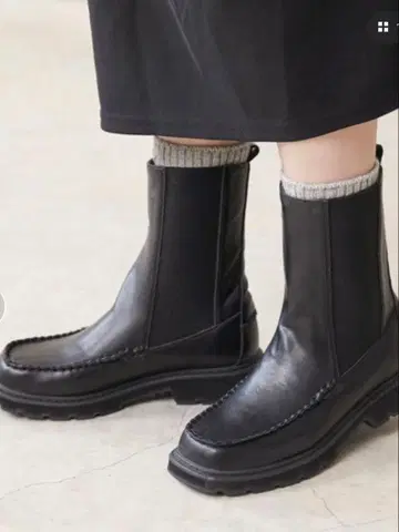 사이드 고어 부츠 [ 미사용 새상품 ]