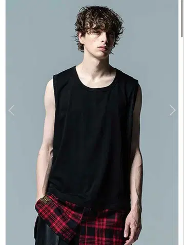 glamb 탱크탑 블랙 레드체크