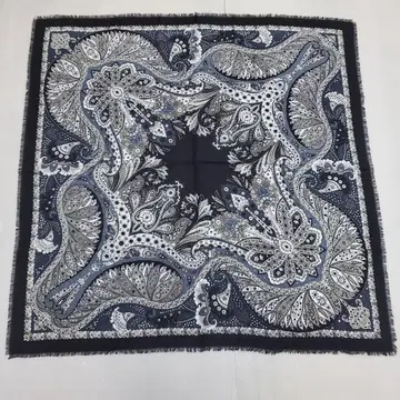 네이비 페이즐리 무늬 스카프 반다나