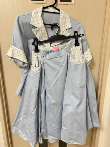 Milk shake 상의 스커트 세트