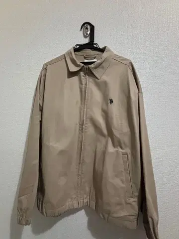 U.S.POLO.ASSN 베이지 자켓