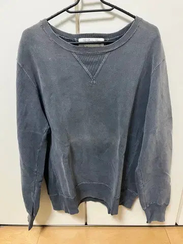 레미 레리프 그레이 크루넥 맨투맨