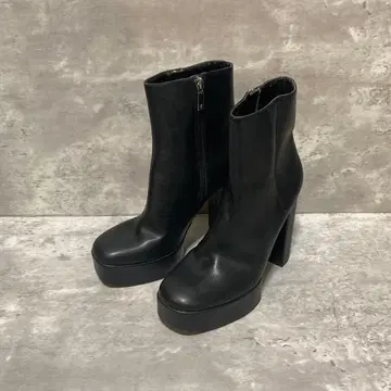 새상품급 ZARA (38 사이즈) 부티 블랙/사이드 지퍼/통굽/블랙