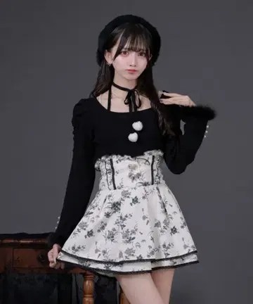 Palelfy 파르엘피 퍼 달린 리본 소매 컨셔스 니트