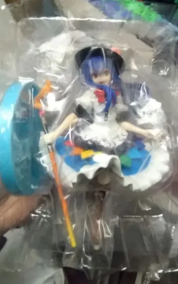 동방 히나나이 텐시 프라이스 피규어