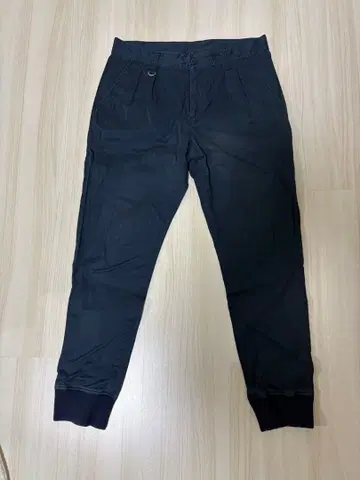 SOPH. 조거 팬츠 네이비 슬림핏