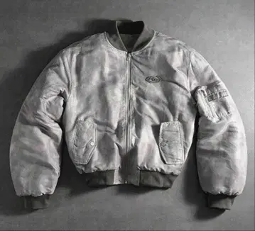 크롭 그레이 MA-1 플라이트 자켓