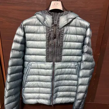 CP COMPANY 후드 부착 다운 자켓