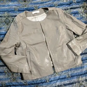 초레어 갤러리 비 라무 양가죽 노카라 천연 가죽 자켓 볼레로