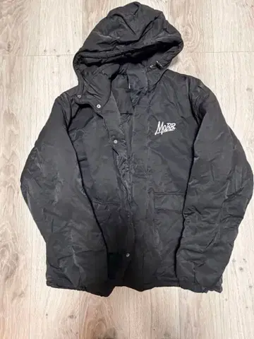MOBB 다운 자켓