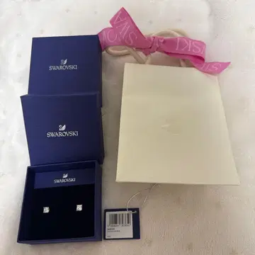 스와로브스키 SWAROVSKI Attract 귀걸이