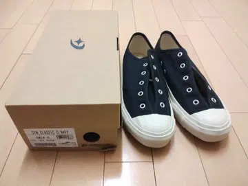 문스타 스니커즈